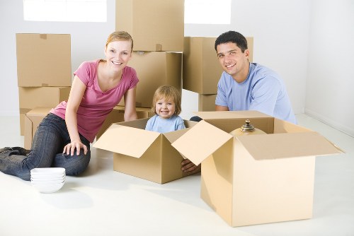 Removal van and packing boxes for a local move in Hire