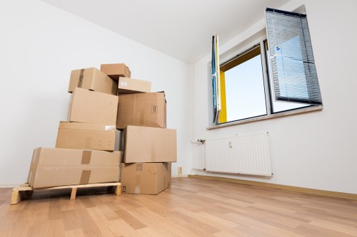 Customer submitting a complaint about a removal van hire service